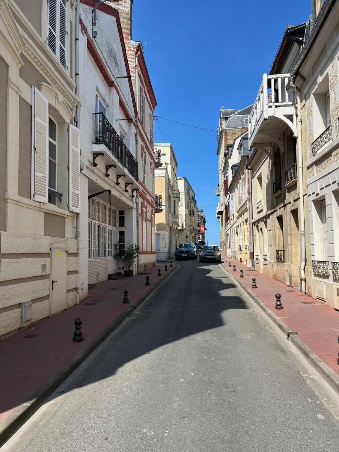 "Chez Anne A La Plage" Studio A 150 M De La Plage ทรูวิลล์-ซูร์-แมร์ ภายนอก รูปภาพ